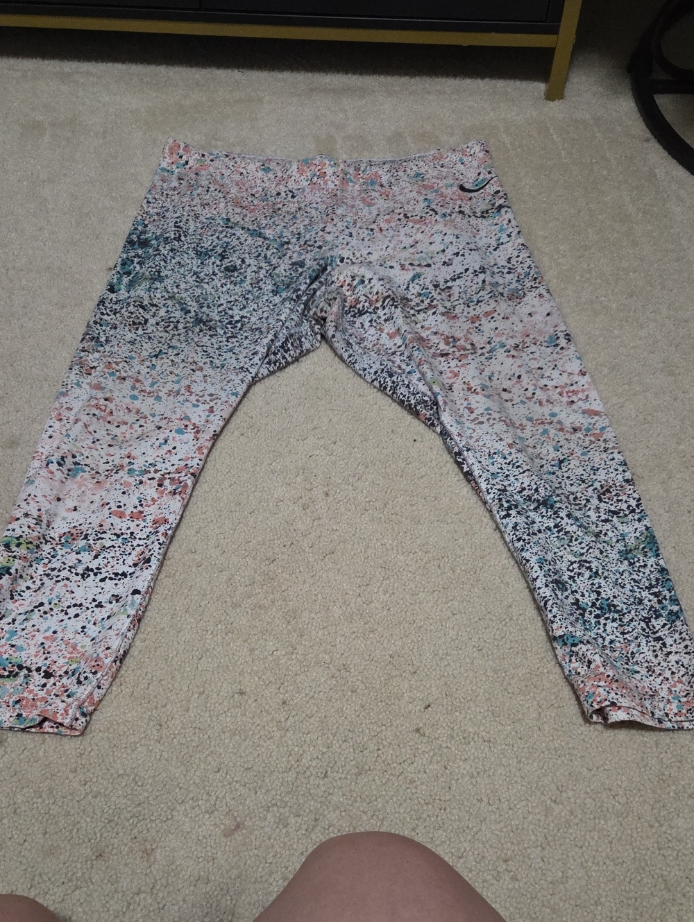 Nike Womens Multicolor Splash Print Capri Leggings